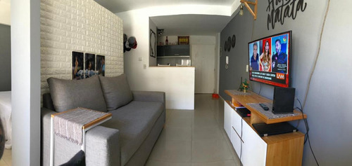Hermoso Ambiente Y Medio Con Pileta