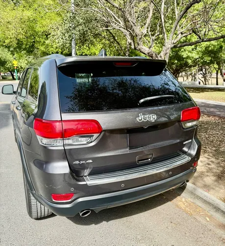 Jeep Grand Cherokee 5.7 Limited Lujo 4x4 At