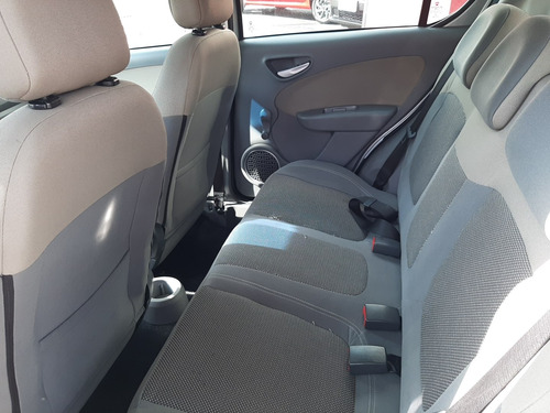 Imagem 5 de 9 de Fiat Palio Essence 1.6