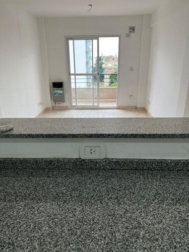 Venta Dpto Monoambiente - Caseros . Espectacular