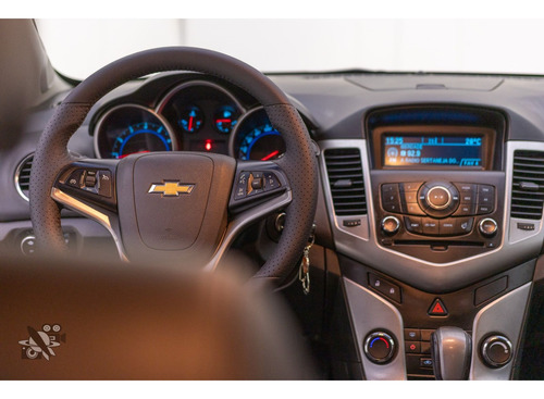 Chevrolet Cruze 1.8 LT 16V FLEX 4P AUTOMÁTICO
