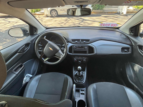 Chevrolet Onix plus 1.4 Black Edition