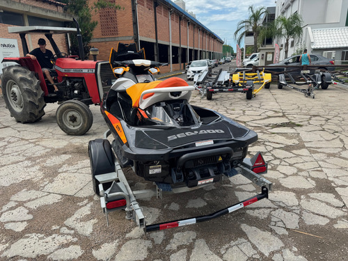 Único Dono 70 Horas - Com Carreta Fortcar 2013