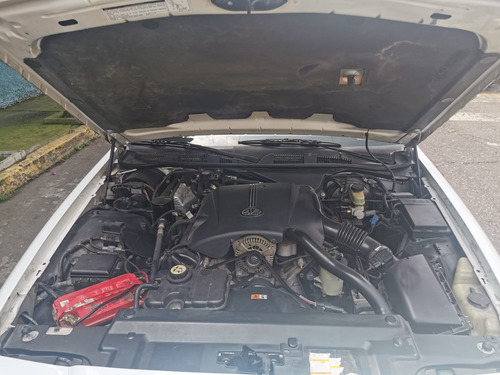 Ford Grand Marquis Piel