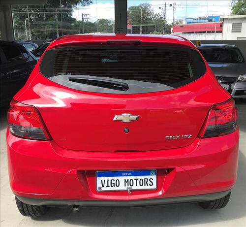 Imagem 4 de 10 de Chevrolet Onix 1.4 Mpfi Ltz 8v