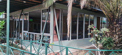 Gran Propiedad A Cuadras Del Centro De Maipu
