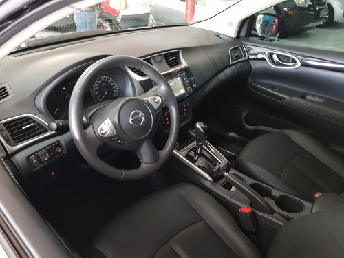 Nissan Sentra Sv 2017 - Flex - Automático