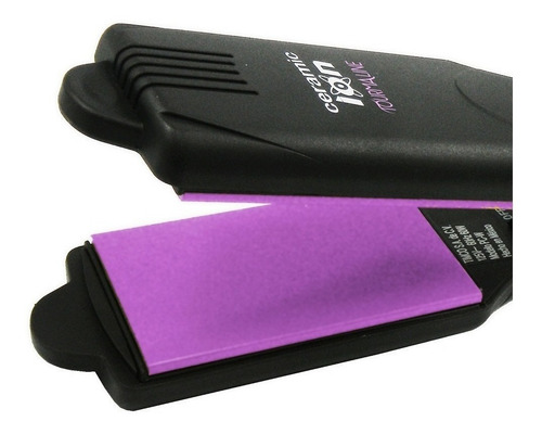 Imagen 2 de 3 de Plancha de cabello Timco Cer + Iones PW-C negra 125V