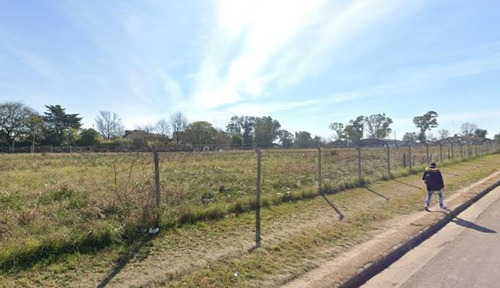 Imagen 1 de 5 de Campo - Ciudad Evita