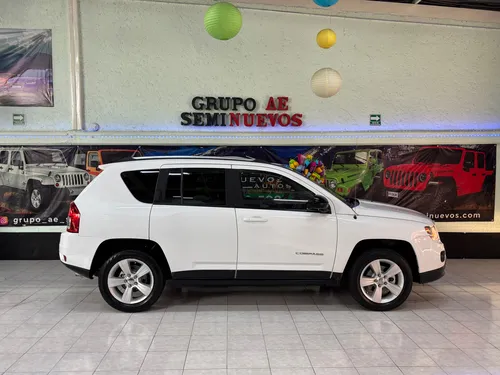 Jeep Compass 2.4 Latitude 4X2 At