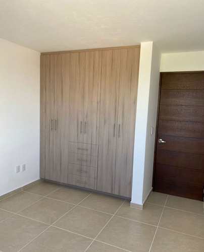 Se Vende De Recuperación Bancaria En C. El Parián Jardines Del Country, 44210 Guadalajara, Jal. Arf