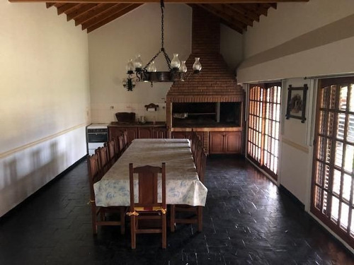 Casa En Venta En Villa Ballester