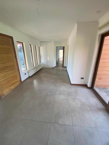 Oportunidad! Se Arrienda Casa Parcela 5d 3b Cond. Cerrado