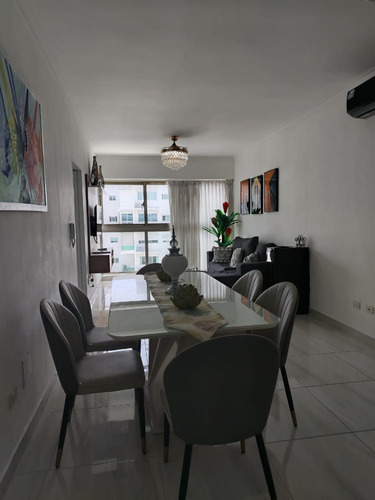Apartamento Amueblado En Venta En Evaristo Morales
