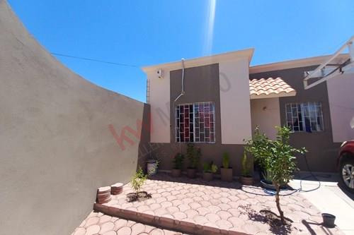 Casa En Venta Al Norte, Jardines Del Sol