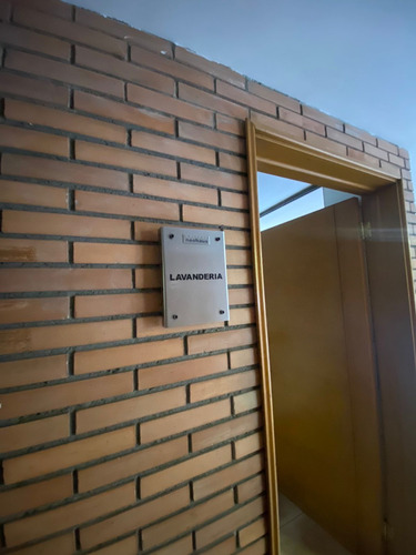 Oportunidad Única Depto 2 Ambientes Pdte Riesco-el Golf
