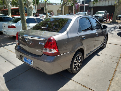 Imagen 8 de 10 de Toyota Etios Xls 4p 4at 2018