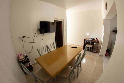 Imagen 5 de 11 de Venta De Departamento Con Patio - Pilar