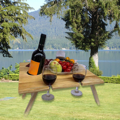A Mesa De Picnic De Vino Al Aire Libre Mesa De Los A