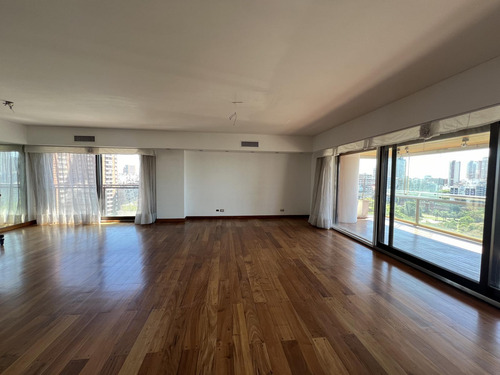 Torre Forum, Alquiler Departamento De 4 Ambientes, 3 Suites, 2 Cocheras, En Palermo