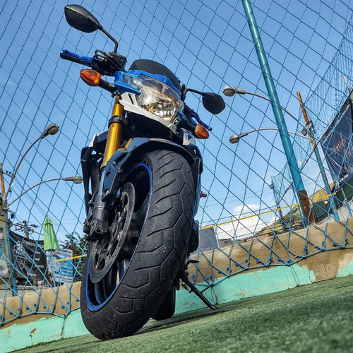 Suzuki Gsr750