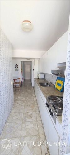 Imagen 8 de 22 de Apartamento Con Vista Al Puerto