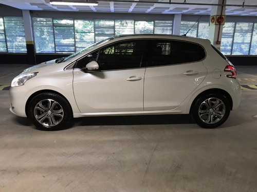 Peugeot 208 Griffe Automático
