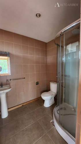 Casa En Arriendo De 4 Dorm. En Coihaique