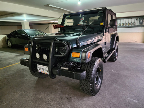 Jeep Wrangler 2.4 Se Austero Mt