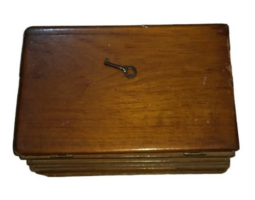 Caja Libro De Madera Con Llave Cedro Antigua  1937 Artesanal