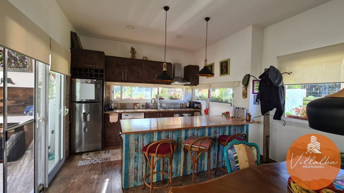 Imagen 9 de 30 de Casa En Venta En La Zona De Pinares