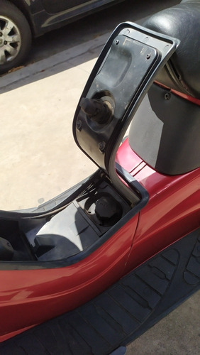 Imagen 8 de 13 de Piaggio Hexagon