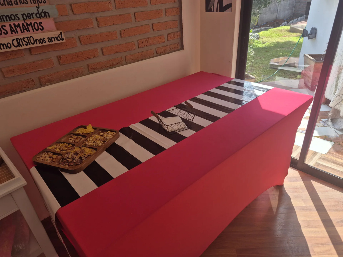 Foto real de Funda De Mantel Tela Spandex Mesa 183x60x74cm Evento