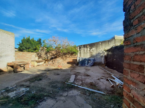 Imagen 12 de 15 de Venta De Casa 2 Dormi Zona Sur.