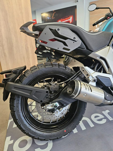 Cf Moto Quilmes - Cl-x 700 Adventure - Bbva - Santander