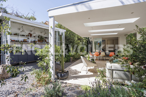 Casa Remodelada, De Amplios Espacios