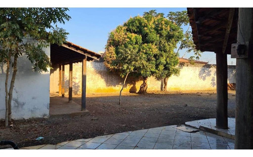 Imagem 28 de 30 de Proximo Da Praça / Casa Espaçosa/ Otimo Preço. - 24813