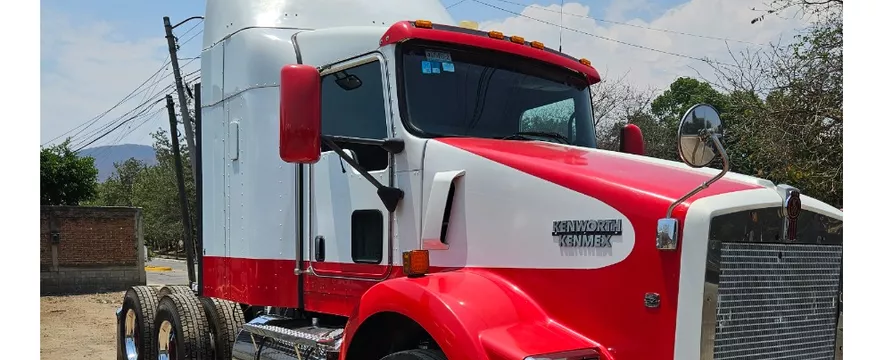 Kenworth T800 2015