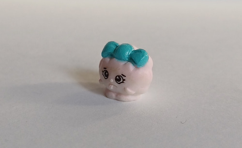 Mini Figura Shopkins Nubecita Con Moño (Usado)