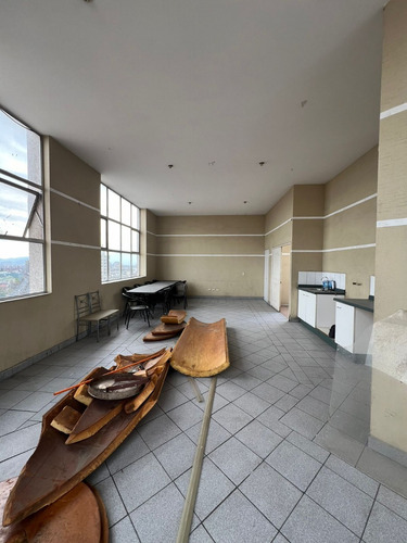 Vendo Depto En Dieciocho 798, Santiago
