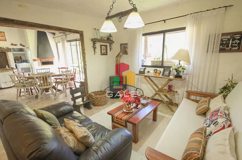 Casa En Alquiler De Temporada Con Piscina Climatizada Mansa