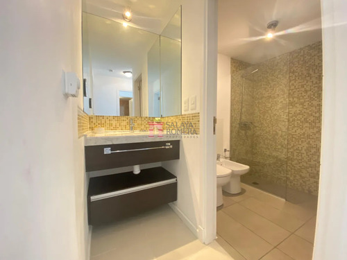 Venta Y Alq: 2 Dormitorios Temp 23 - 24 Icon Brava Punta Del Este
