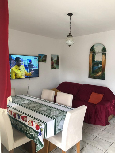 Oportunidade! 2 Casas Com 2 Dormitórios Cada Em Terreno Amplo De 355m² Ideal Para Moradia Ou Renda!