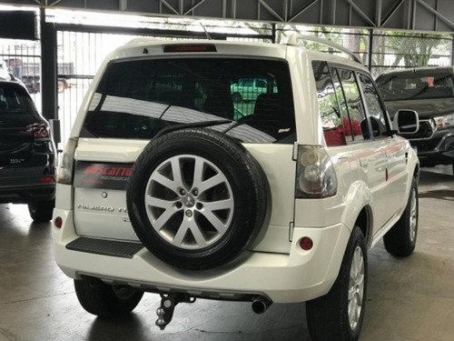 Imagem 3 de 6 de Mitsubishi Pajero Tr4 2.0 4x4 16v 140cv Flex 4p Automáti...