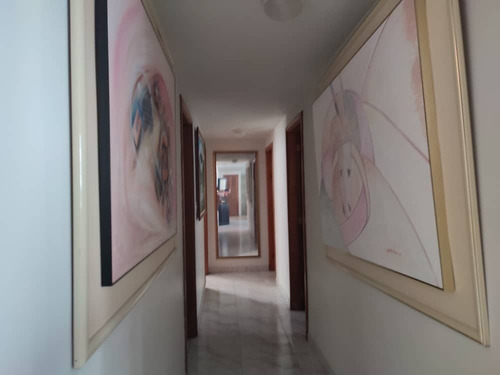 Imagen 5 de 28 de Mariaestela Boada, Vende Excelente Apartamento En Lecheria. 04248354464