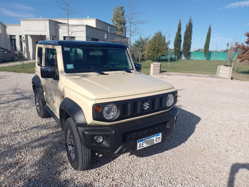 Imagen 3 de 6 de Suzuky Jinmy