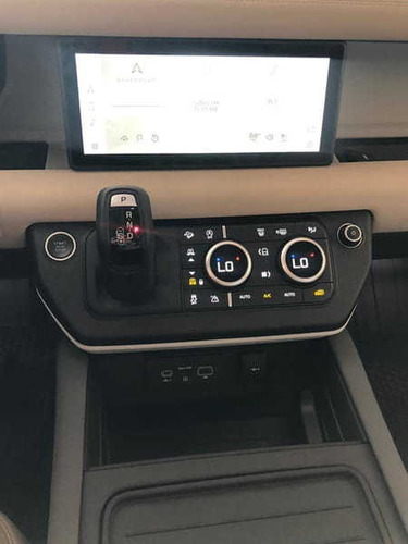 Land Rover Defender 110 2.0 Turbo Se Si4 Aut