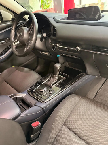 Mazda Cx30  Modelo: 2022