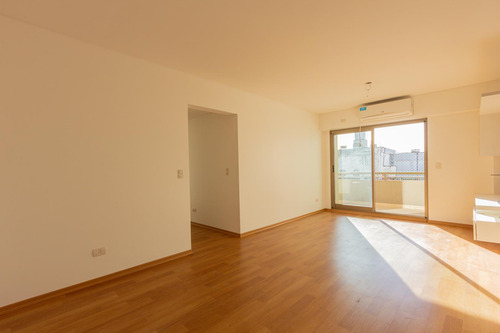 Venta Departamento 4 Ambientes Caballito Balcón Cochera Apto Crédito