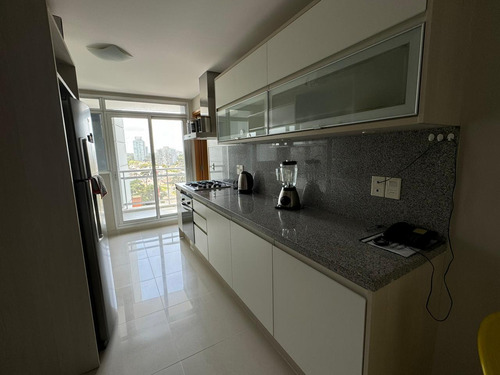 Departamento De 4 Dormitorios En Sunrise Punta Del Este - Alquiler